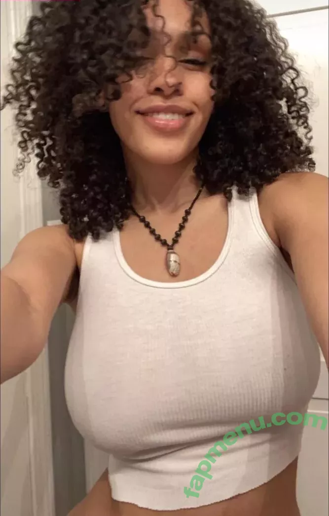 Aaliyeezy nude photo #0017 (theallierae)