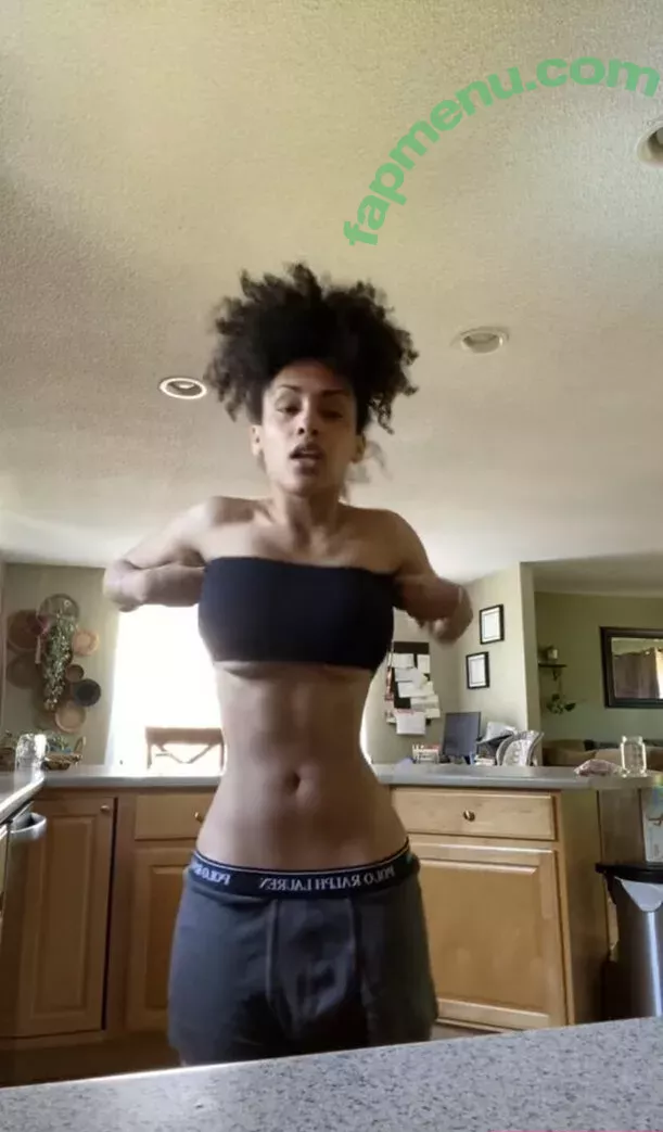 Aaliyeezy nude photo #0071 (theallierae)