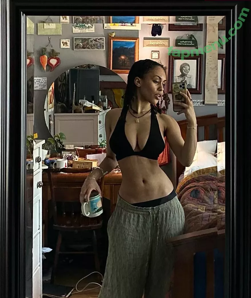 Aaliyeezy nude photo #0082 (theallierae)