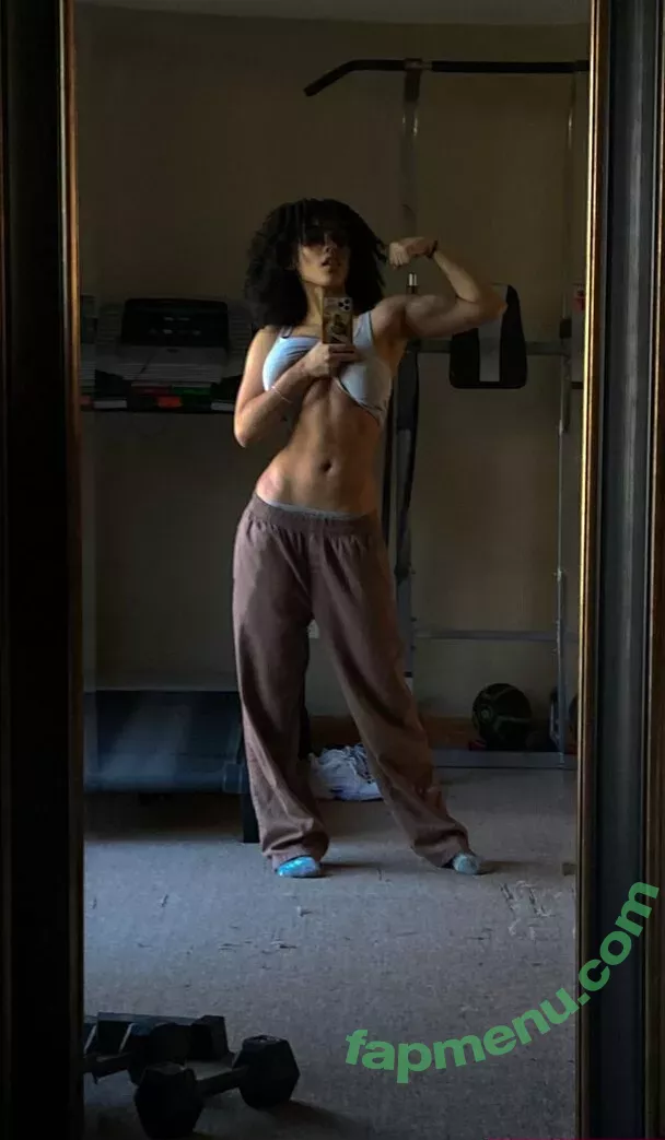 Aaliyeezy nude photo #0144 (theallierae)