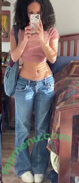 Aaliyeezy nude photo #0146 (theallierae)