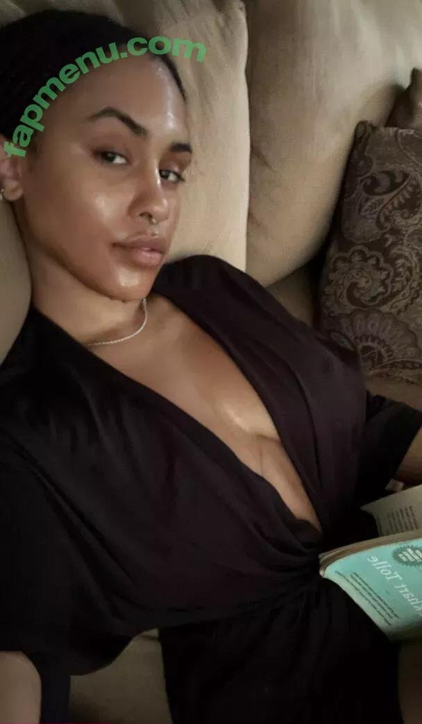 Aaliyeezy nude photo #0280 (theallierae)