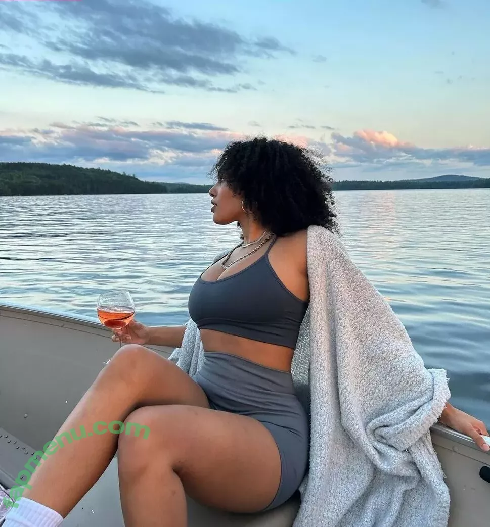 Aaliyeezy nude photo #0332 (theallierae)