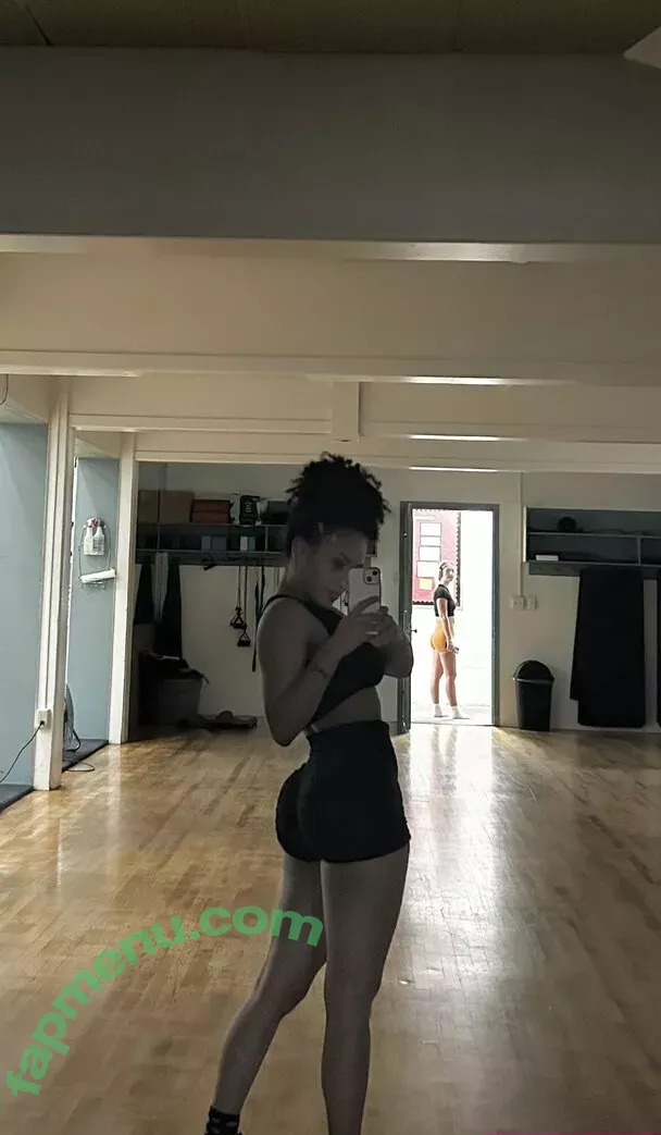 Aaliyeezy nude photo #0433 (theallierae)