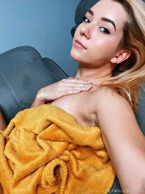 aalliss / aalliss1 nude photo #0152