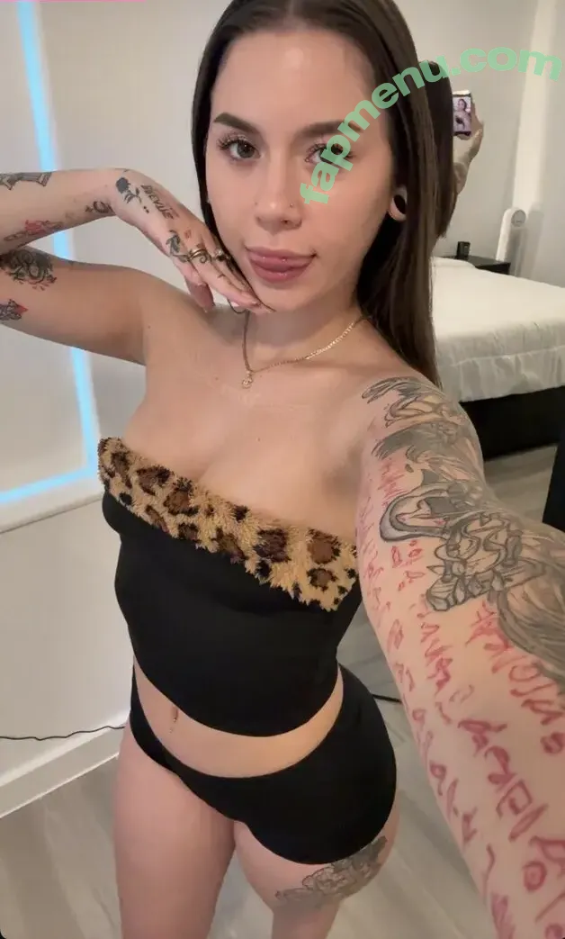 aalyiahtorress nude photo #0019 (aalyiahtorres)