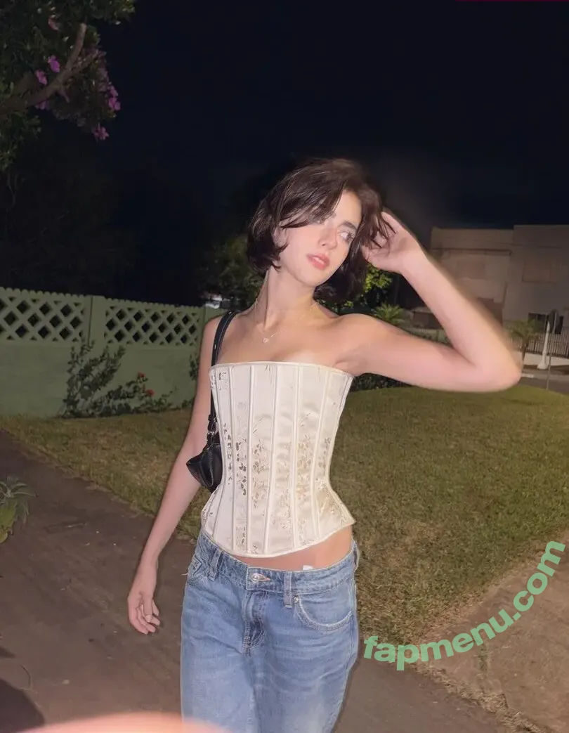 aangelarrochista nude photo #0513 (mrs_arockstar)