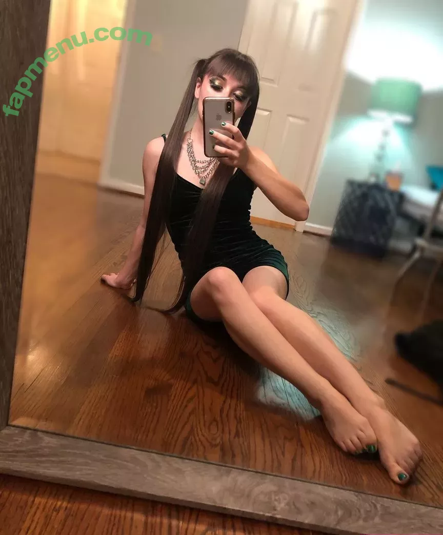 Aara Lee nude photo #0004 (aara.lee / smalltitgirl)
