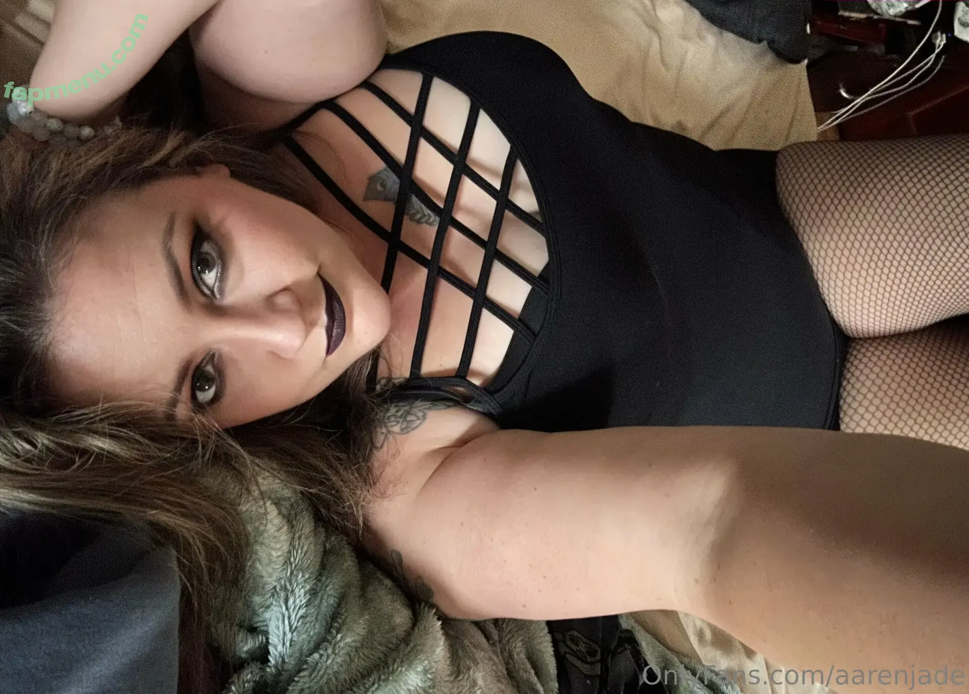 aarenjade nude photo #0003 (aapicciuto)