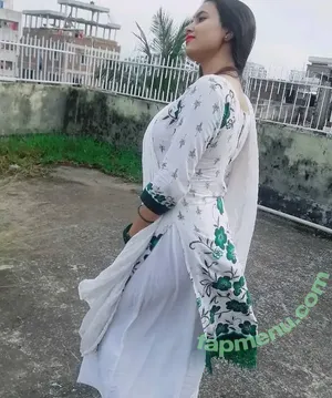 Aarohi Verma / aarohiverma001 nude photo #0005