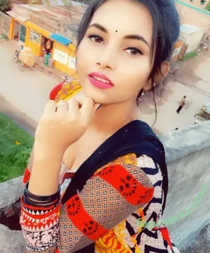 Aarohi Verma / aarohiverma001 nude photo #0006