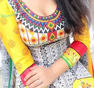 Aarohi Verma / aarohiverma001 nude photo #0024