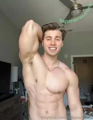 aaronaesthetics / aaron_aesthetics nude photo #0010
