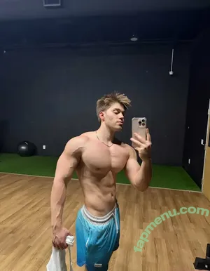 aaronaesthetics / aaron_aesthetics nude photo #0011