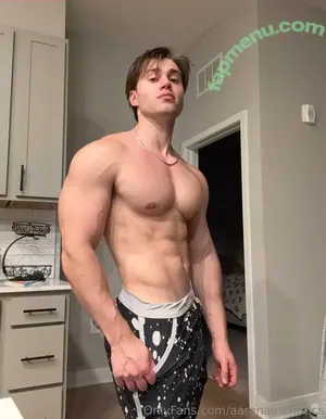 aaronaesthetics / aaron_aesthetics nude photo #0016
