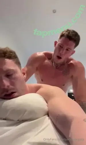 aaronvergota / azzverga nude photo #0017