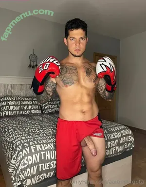 aaronvergota / azzverga nude photo #0019