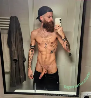 aaronvergota / azzverga nude photo #0037