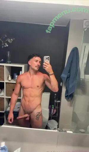 aaronvergota / azzverga nude photo #0105