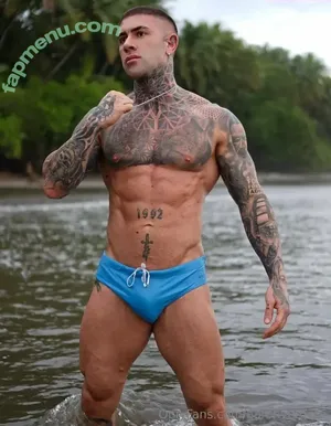 aaronvergota / azzverga nude photo #0174