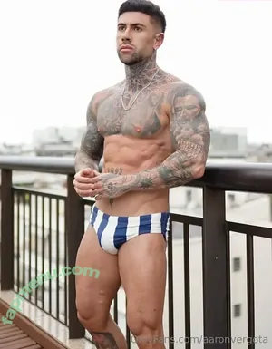 aaronvergota / azzverga nude photo #0176