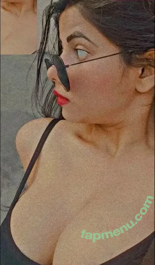 Aastha Singh nude photo #0003 (aasthaaax / voidedfiction)