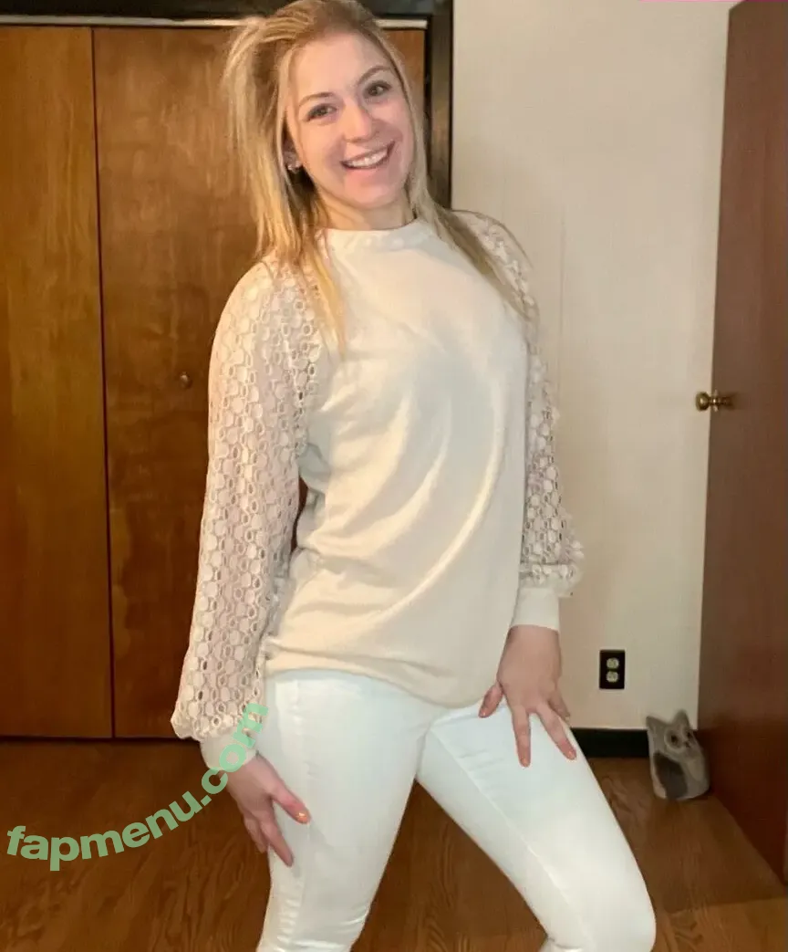 aautumn_blondie nude photo #0073 (a_rogs_0922)