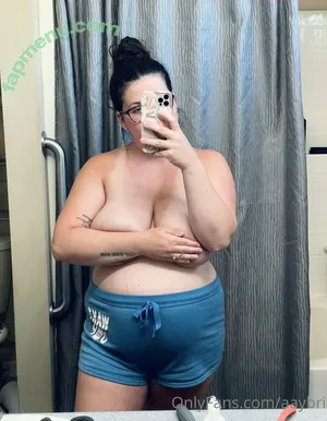  nude photo #0004
