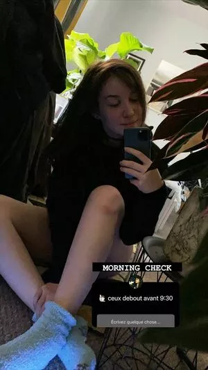 Aayley / French streamer nude photo #0127