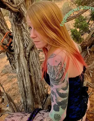 ababypineconefree / ababypinecone nude photo #0001