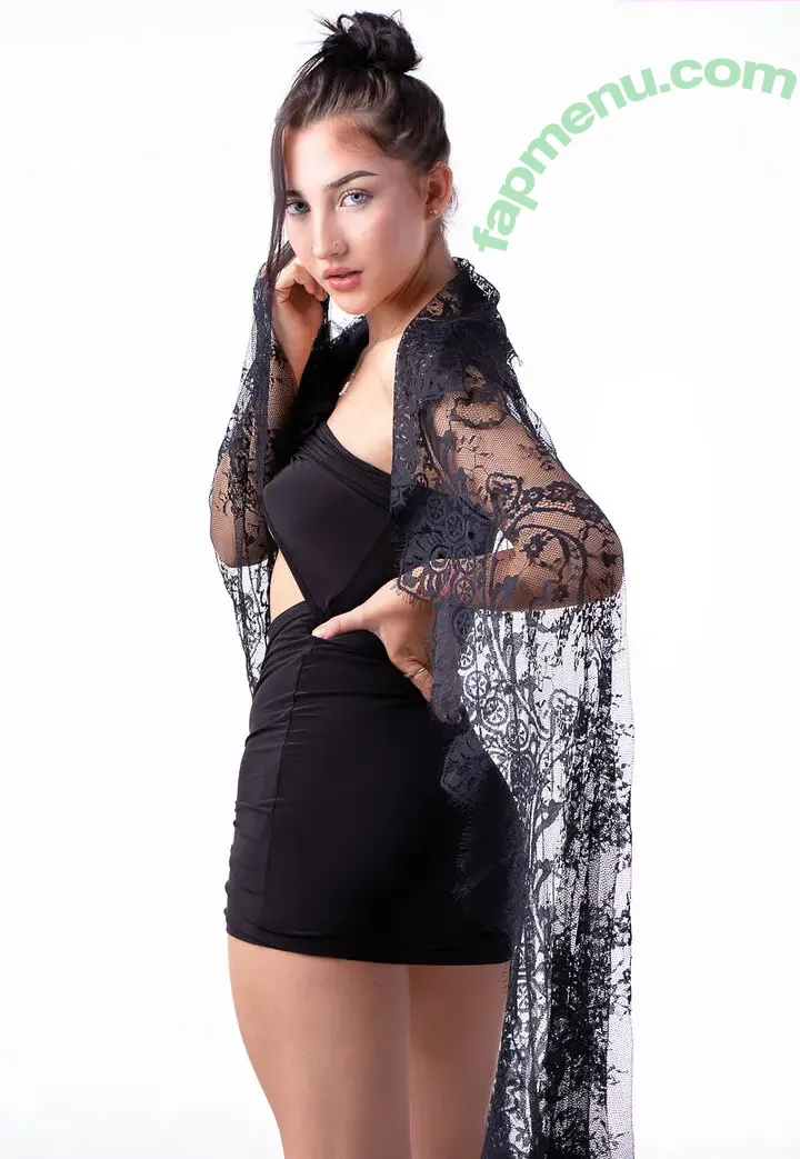 Abalil7 Abbililli nude photo #0006 (Abalil7 Abbililli)