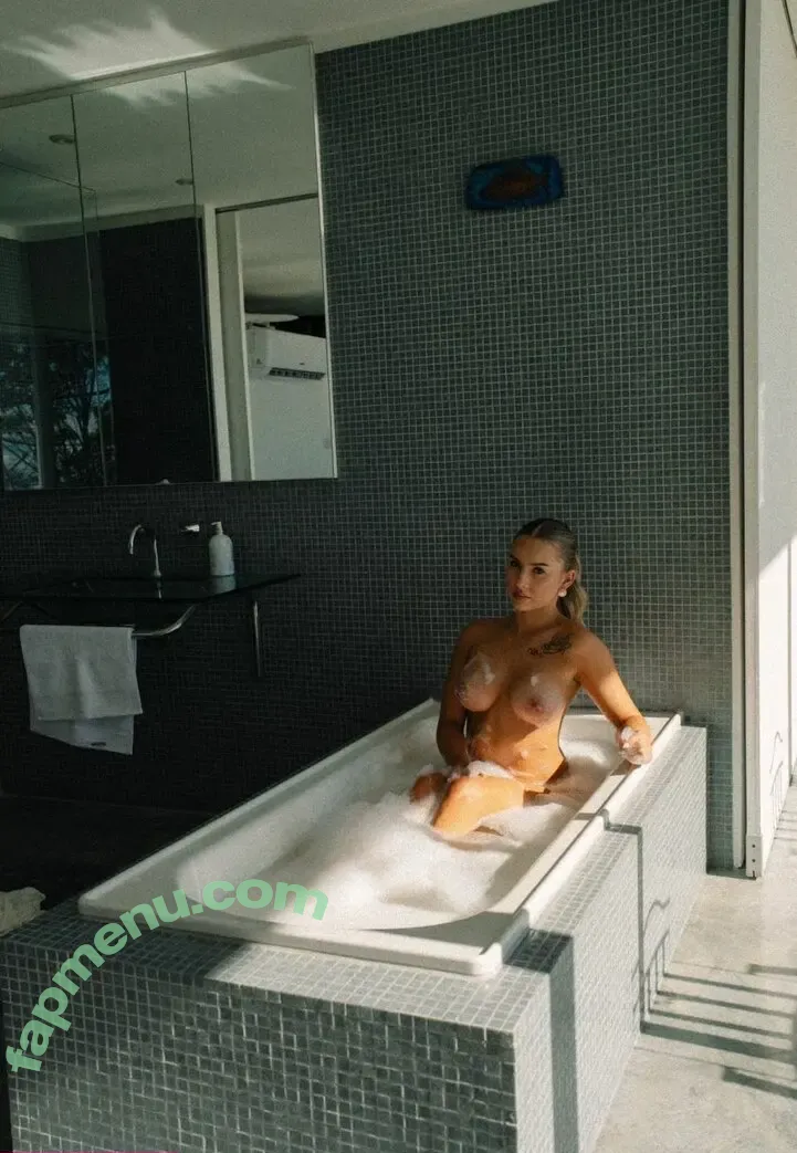 abbey.moynagh nude photo #0011 (abbey moynagh / abbey.m10)