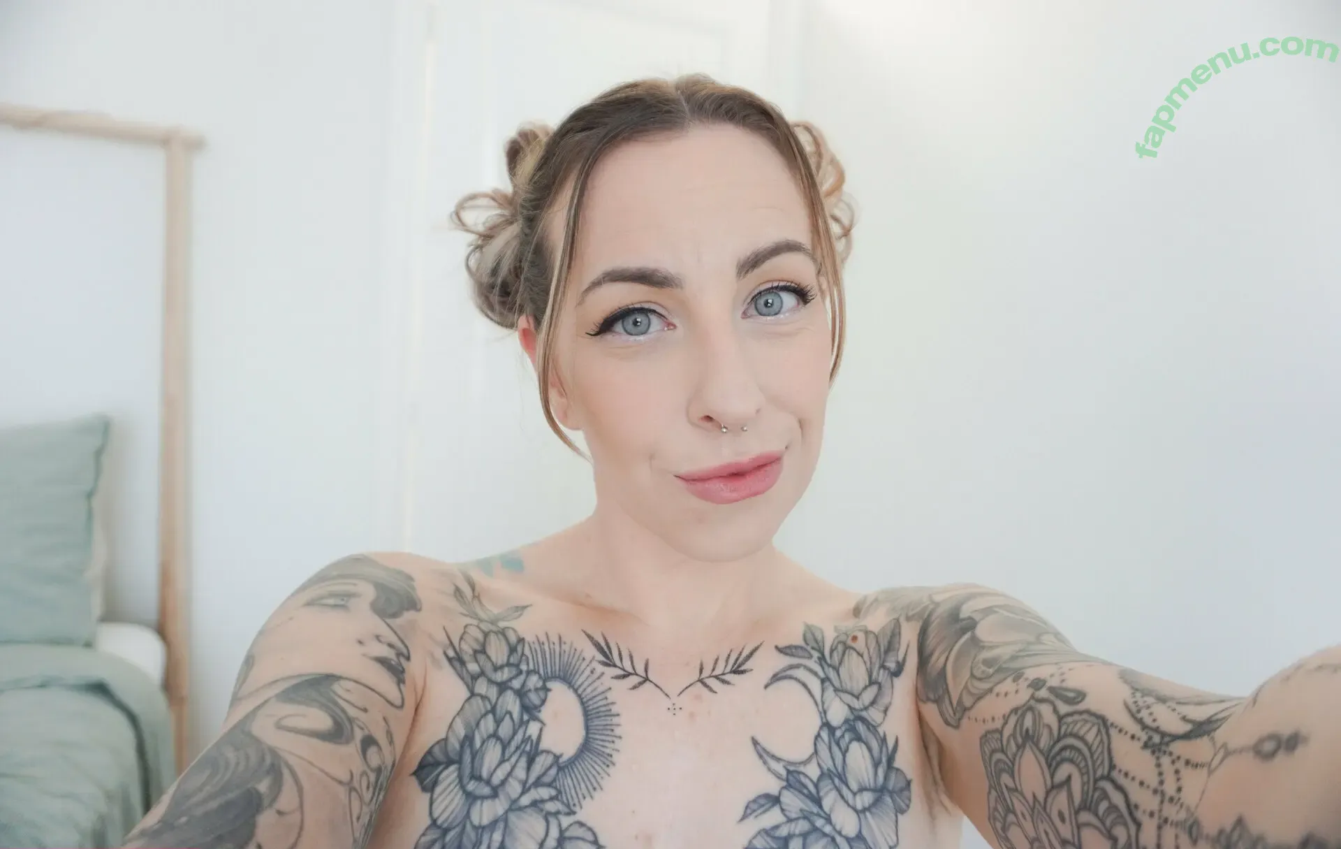 abbeyrhode nude photo #0003 (theabbeyrhode)