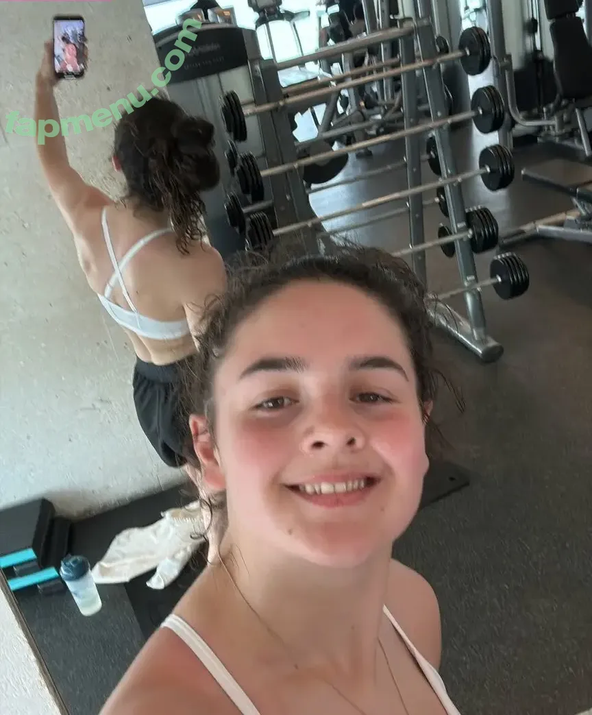 Abbi Pulling nude photo #0012 (AbbiPulling)