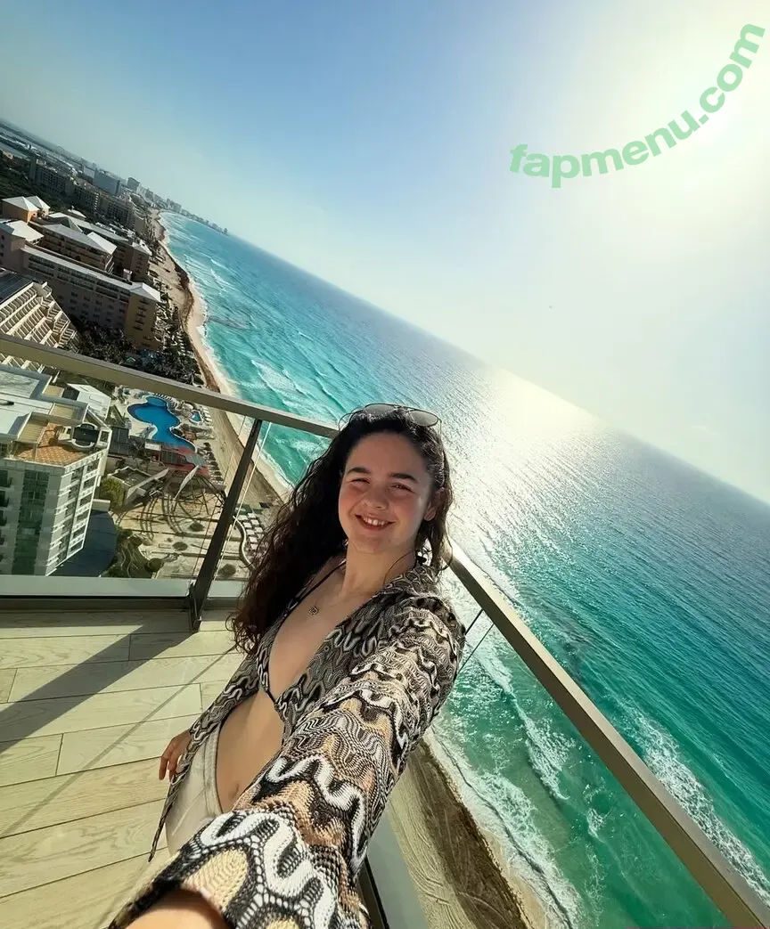 Abbi Pulling nude photo #0015 (AbbiPulling)