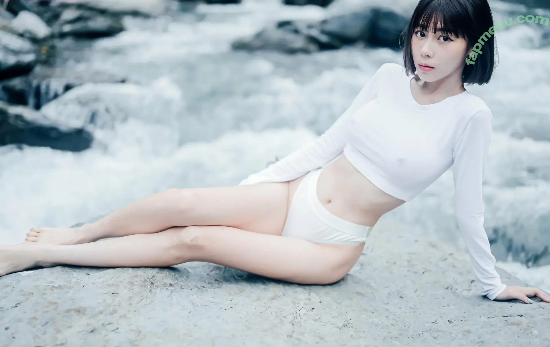 ABBIE ___a.b.b.i.e nude photo #0095 (___a.b.b.i.e / abbie-tv)