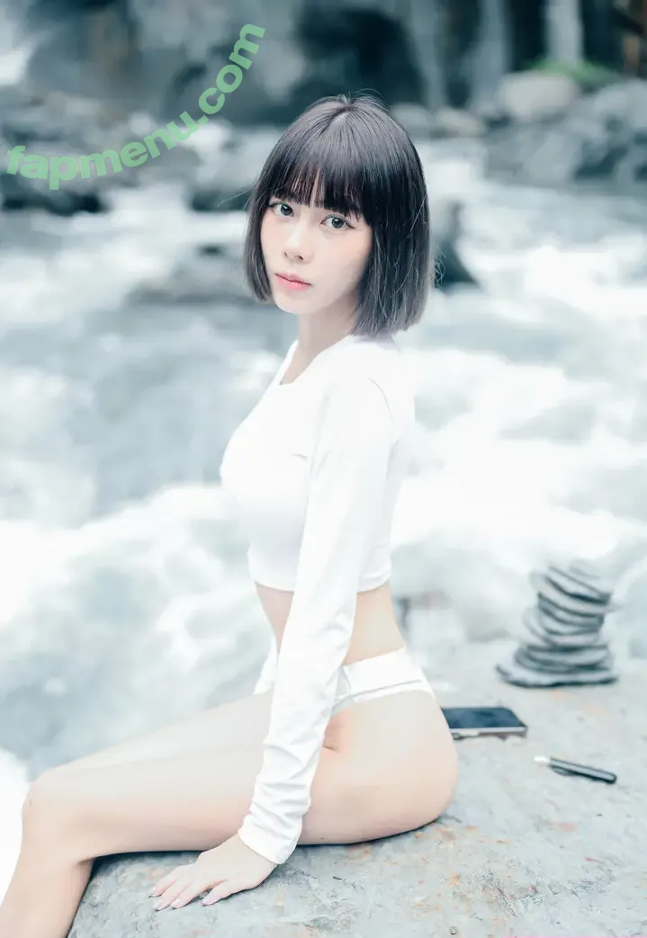 ABBIE ___a.b.b.i.e nude photo #0097 (___a.b.b.i.e / abbie-tv)