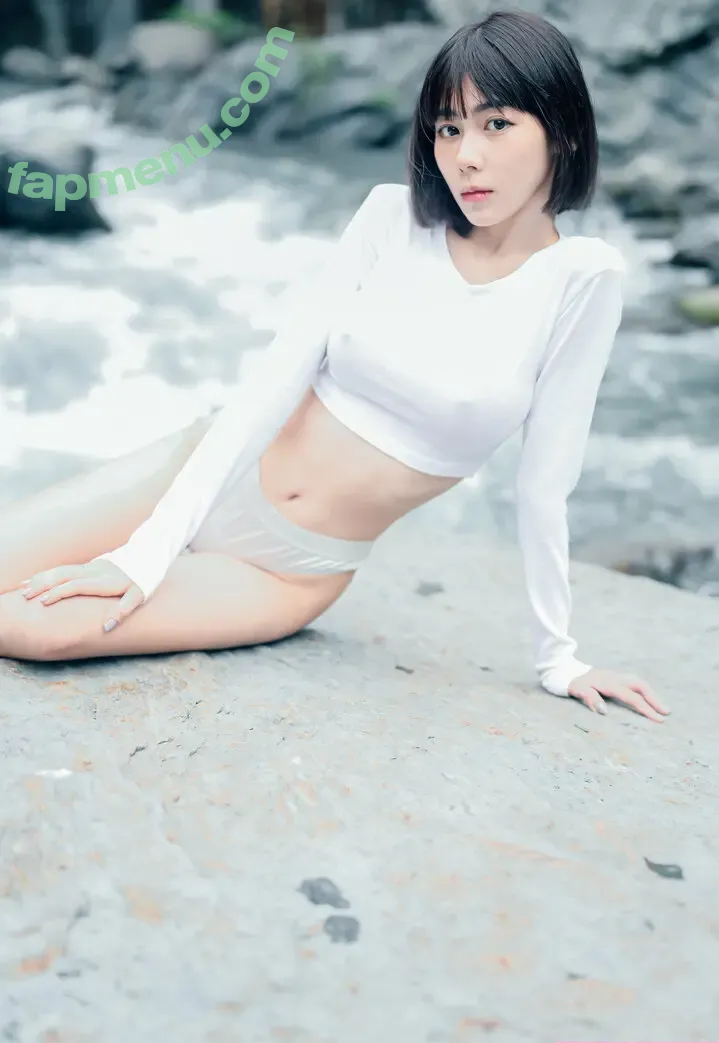 ABBIE ___a.b.b.i.e nude photo #0107 (___a.b.b.i.e / abbie-tv)