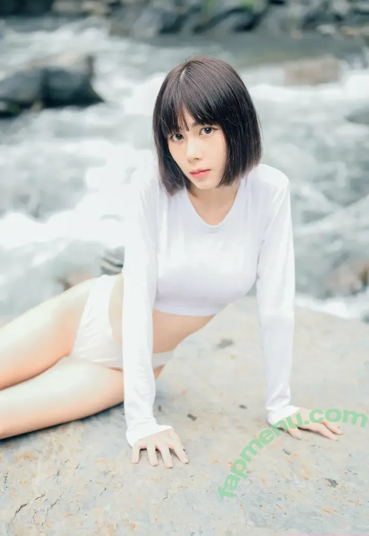 ABBIE ___a.b.b.i.e nude photo #0111 (___a.b.b.i.e / abbie-tv)