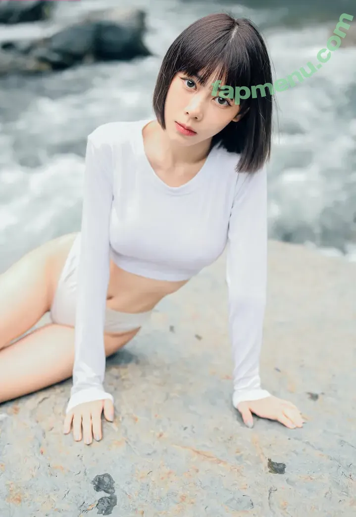 ABBIE ___a.b.b.i.e nude photo #0112 (___a.b.b.i.e / abbie-tv)