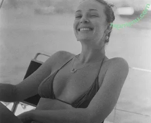 Abbie Chatfield / abbiechatfield nude photo #0978