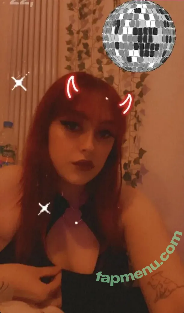 Abbie Dunn nude photo #0011 (Abbie_1203_ / GhostFaceTiddies / abbied1203)