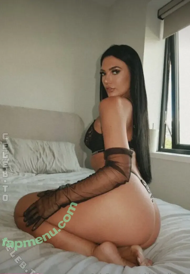 Abbie Holborn nude photo #0175 (abbiegshore / abbieholborn)