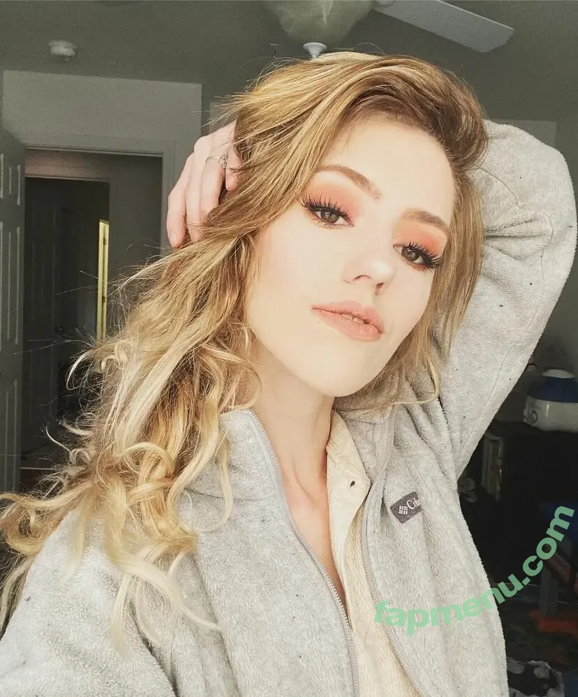 Abby After Dark nude photo #0001 (abbyafterdarkk)