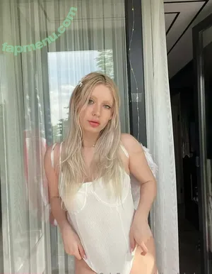  nude photo #0011
