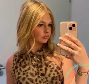 Abby Estervig / Abby_estervig nude photo #0010