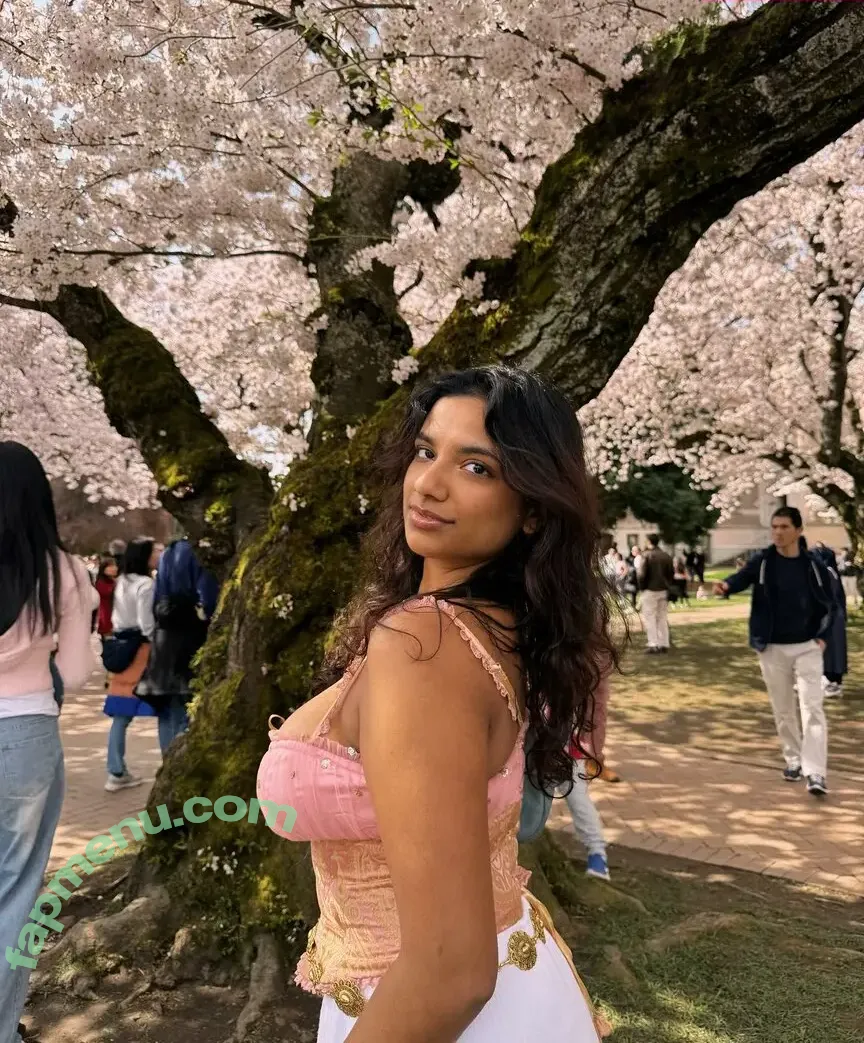 Abby Govindan nude photo #0002 (abbygovindan)