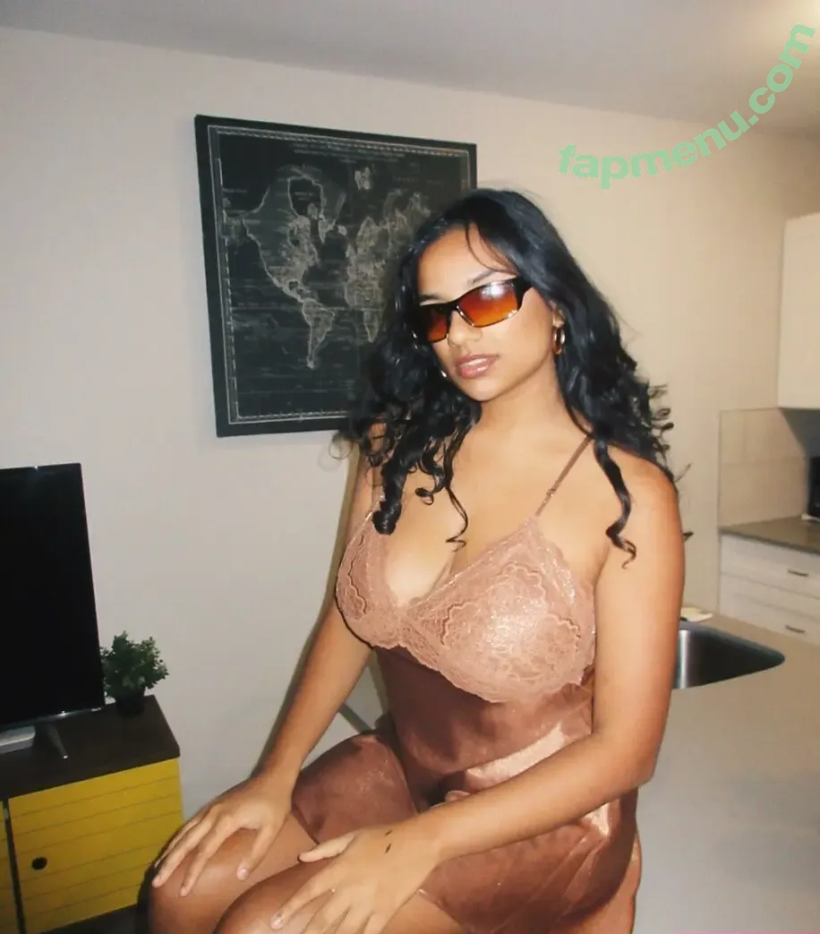 Abby Govindan nude photo #0019 (abbygovindan)