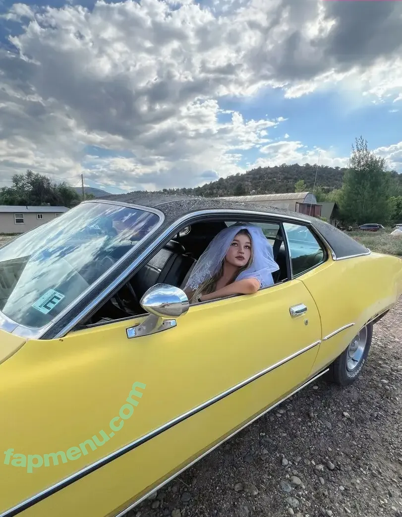 Abby Paradise nude photo #0195 (Abby Saltzman / abby.saltzman)