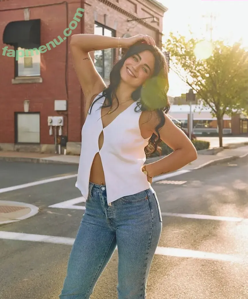 Abby Rathbone nude photo #0012 (abbyrathbone)